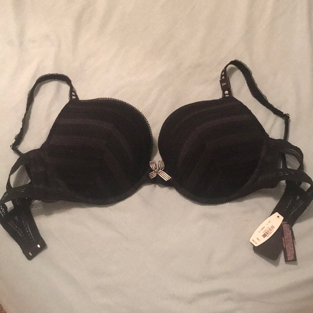 Victoria’s Secret Push Up Bra